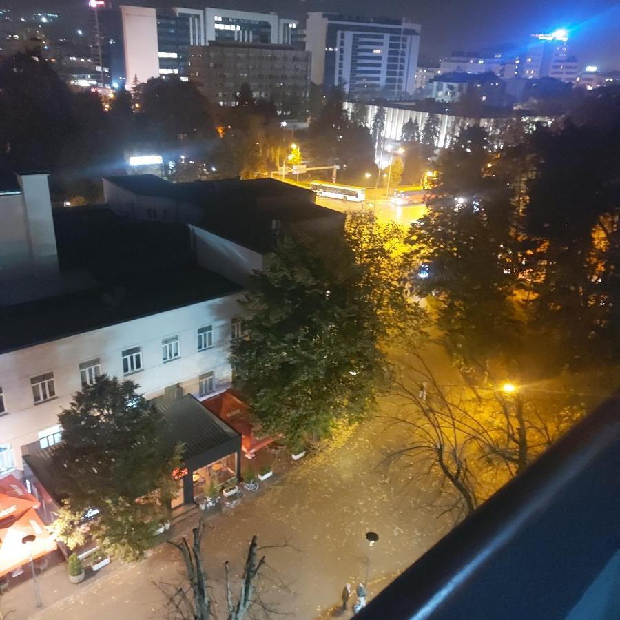 Apartman Pozoriste Penthaus 바냐루카 외부 사진