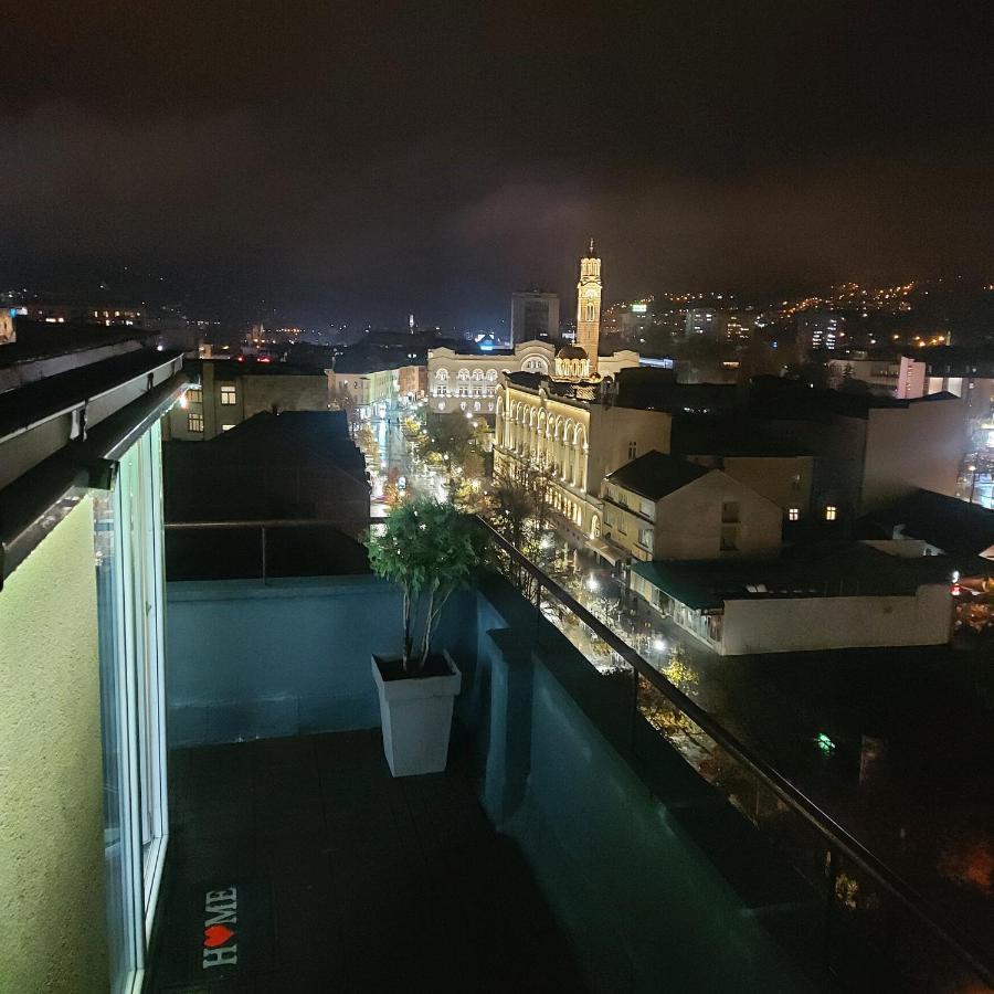 Apartman Pozoriste Penthaus 바냐루카 외부 사진
