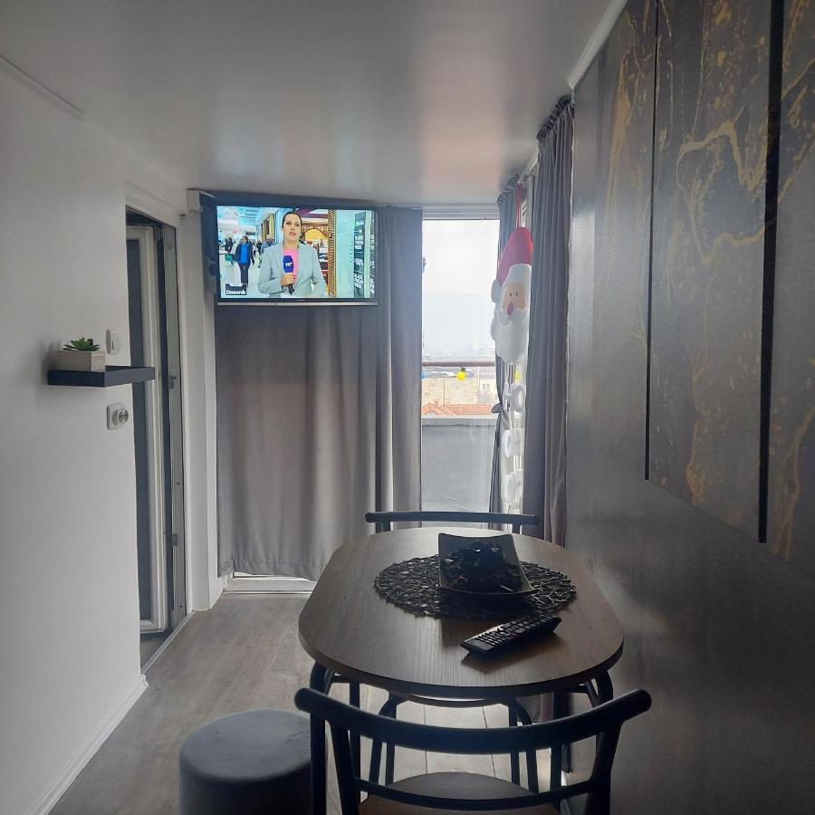 Apartman Pozoriste Penthaus 바냐루카 외부 사진