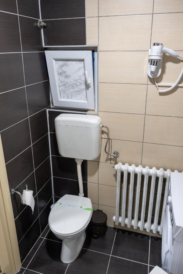 Apartman Pozoriste Penthaus 바냐루카 외부 사진