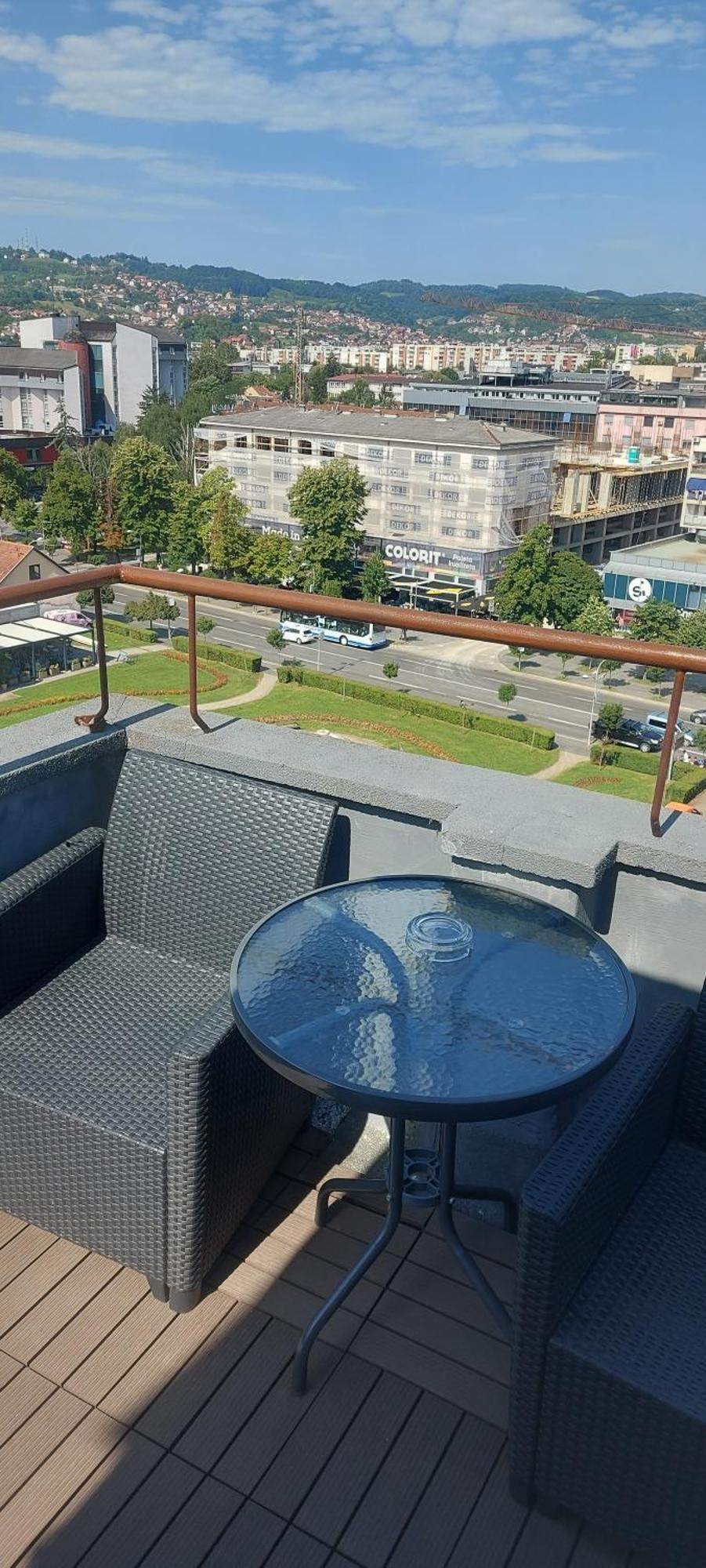 Apartman Pozoriste Penthaus 바냐루카 객실 사진